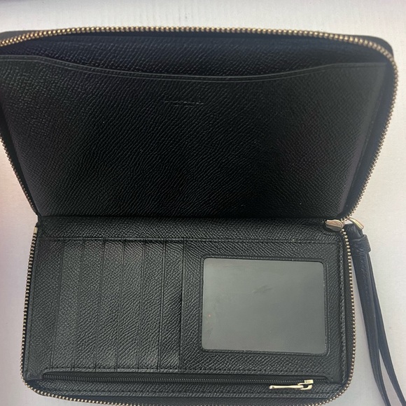 Large Coach Wallet - Picture 2 of 2